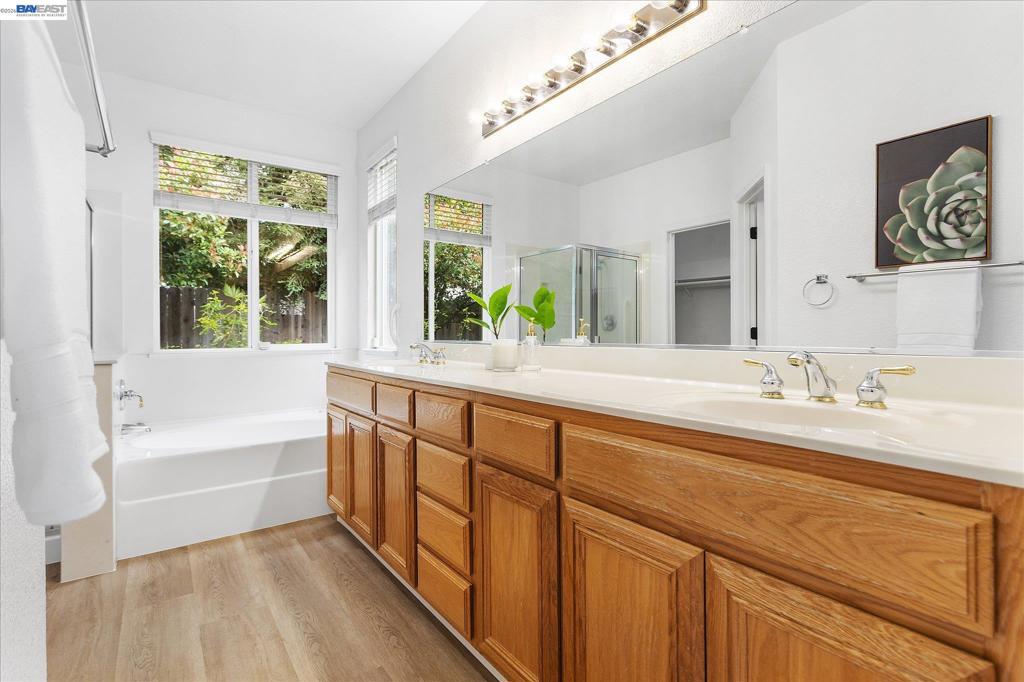 744 Vasconcellos Ave, Manteca, CA 95336