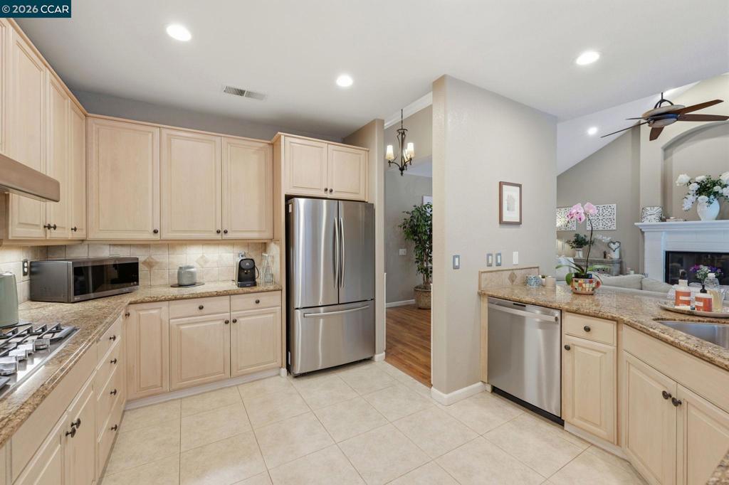 635 Rutherford Cir, Brentwood (CC), CA 94513