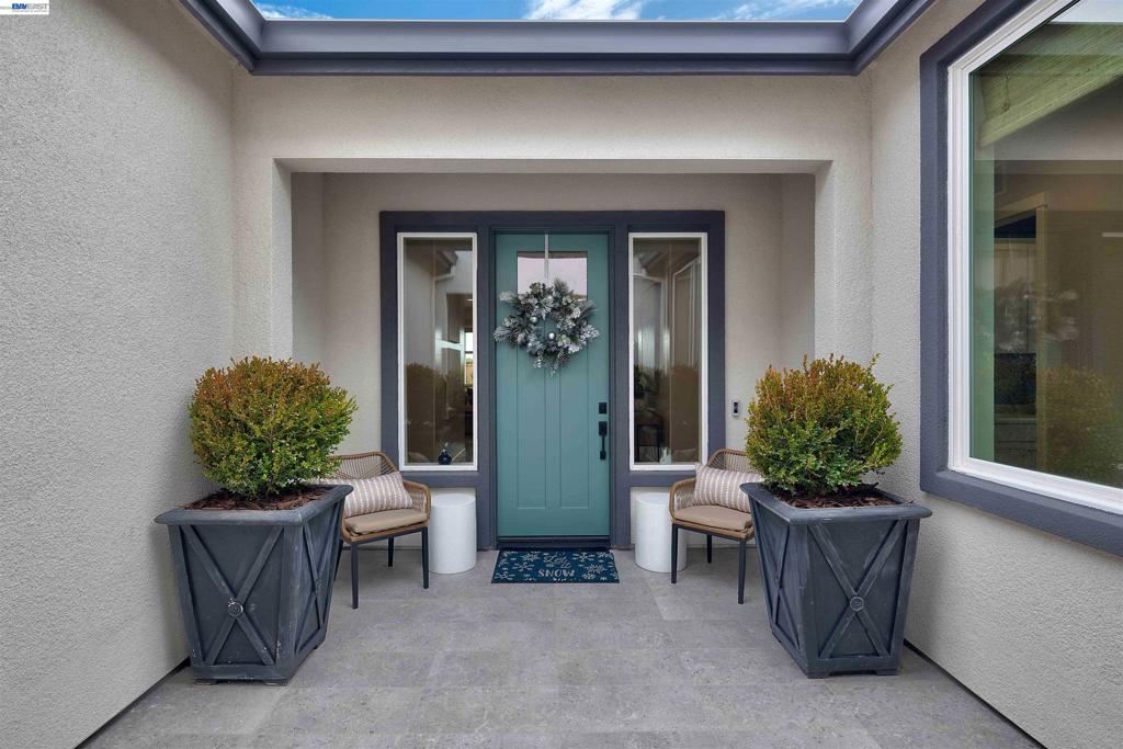 1371 Crescent Avenue, Manteca, CA 95336