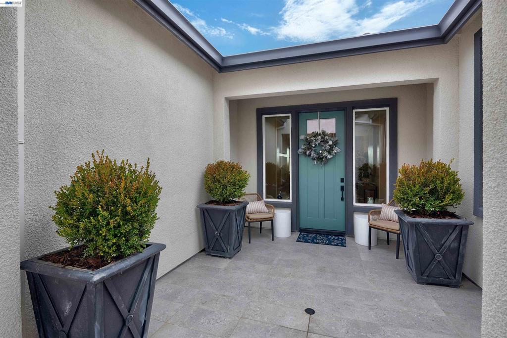 1371 Crescent Avenue, Manteca, CA 95336