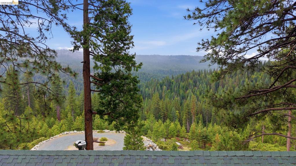 29965 Mariposa Drive, Cold Springs, CA 95335