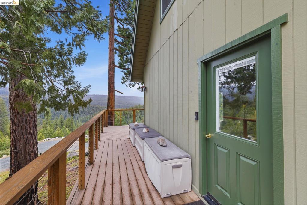 29965 Mariposa Drive, Cold Springs, CA 95335