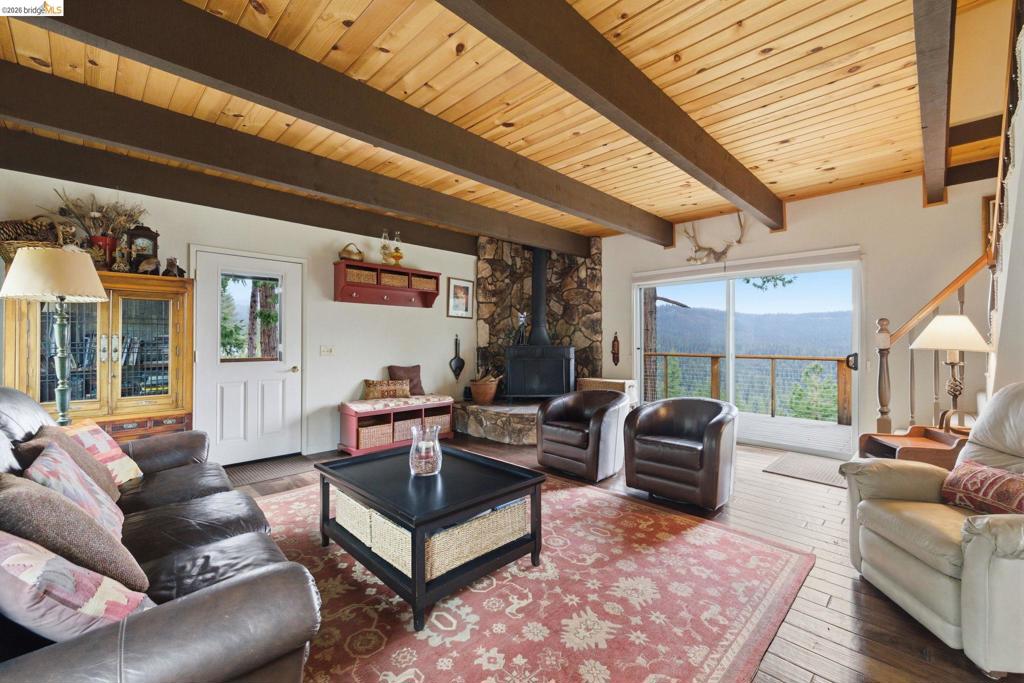 29965 Mariposa Drive, Cold Springs, CA 95335