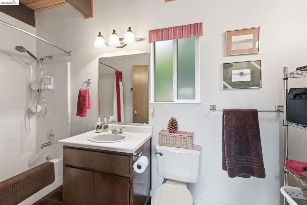29965 Mariposa Drive, Cold Springs, CA 95335
