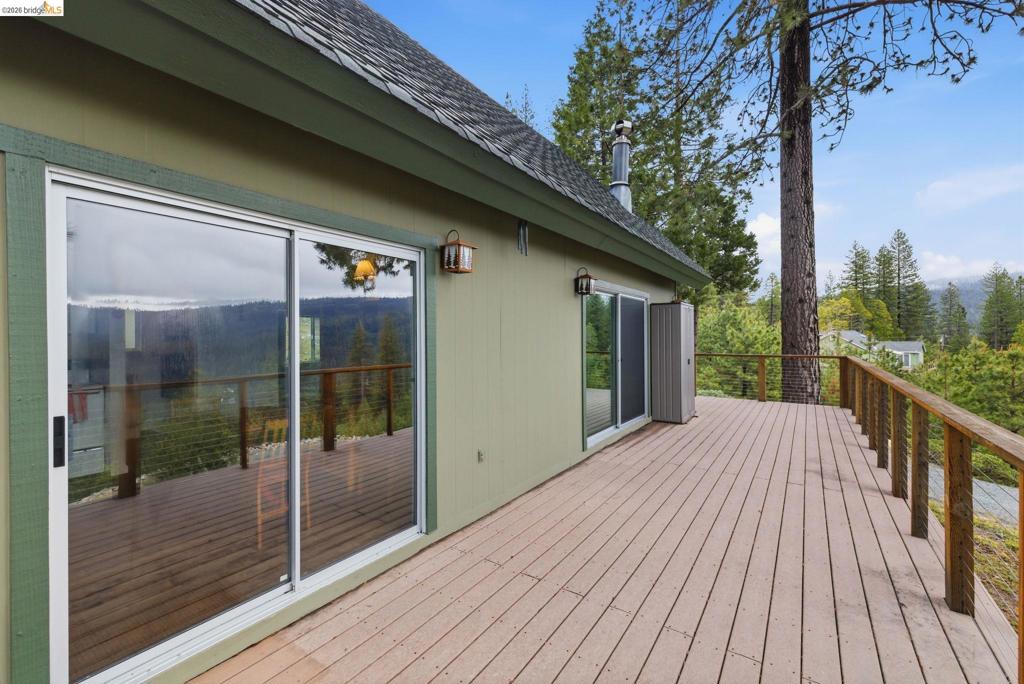 29965 Mariposa Drive, Cold Springs, CA 95335