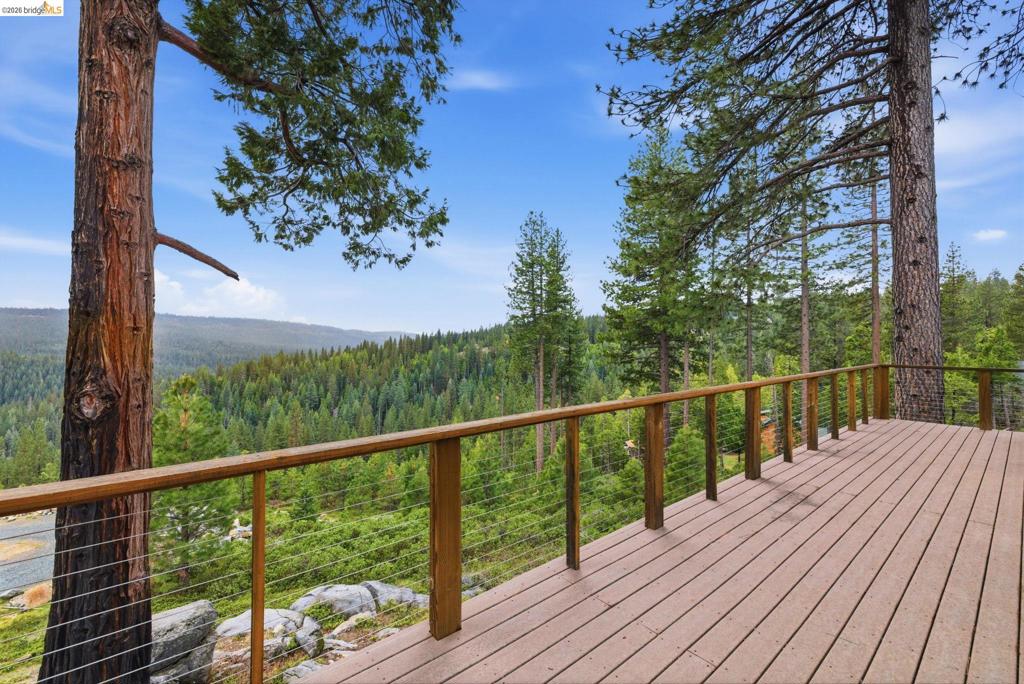 29965 Mariposa Drive, Cold Springs, CA 95335