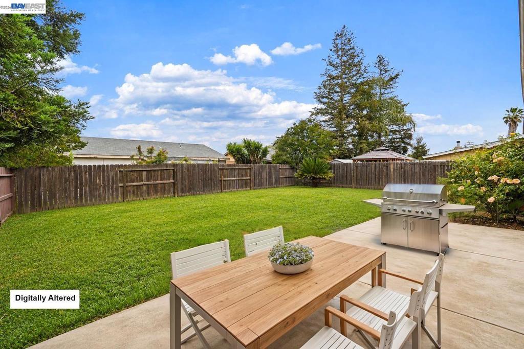 2113 Gleneagle St, Atwater, CA 95301
