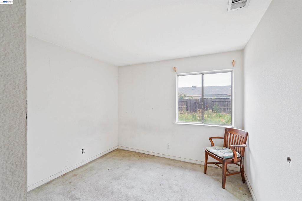 2113 Gleneagle St, Atwater, CA 95301