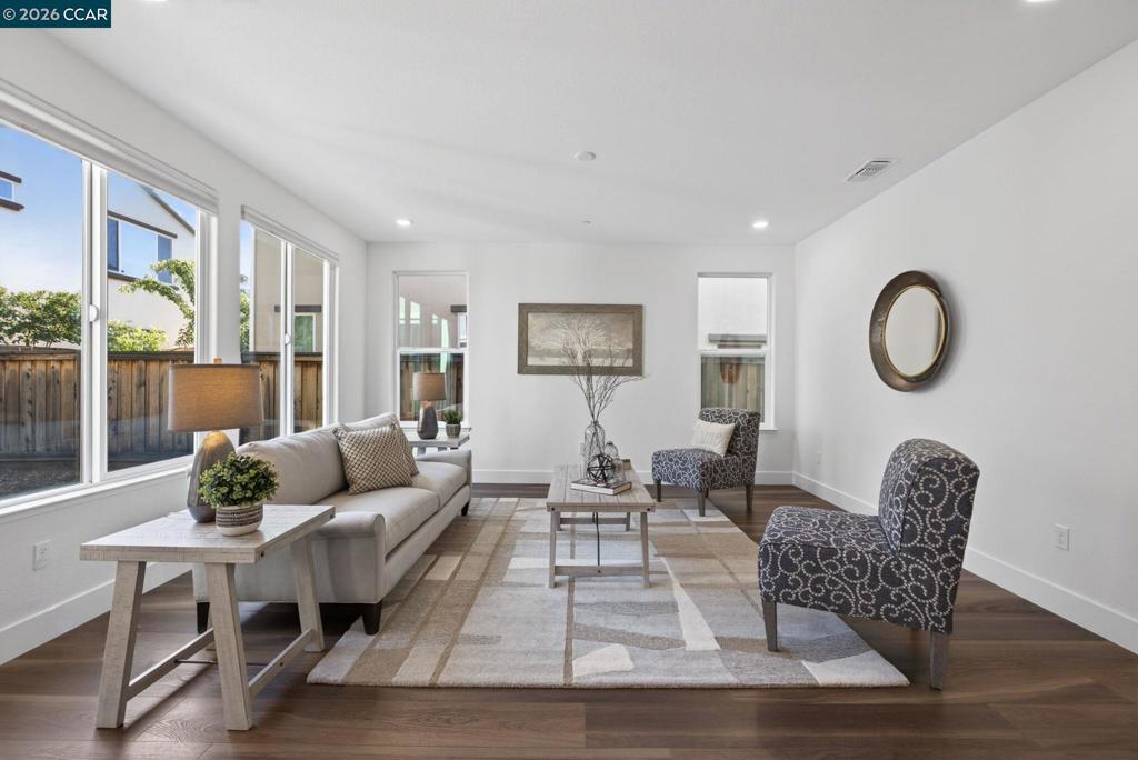 284 Bear Creek Dr, Brentwood (CC), CA 94513