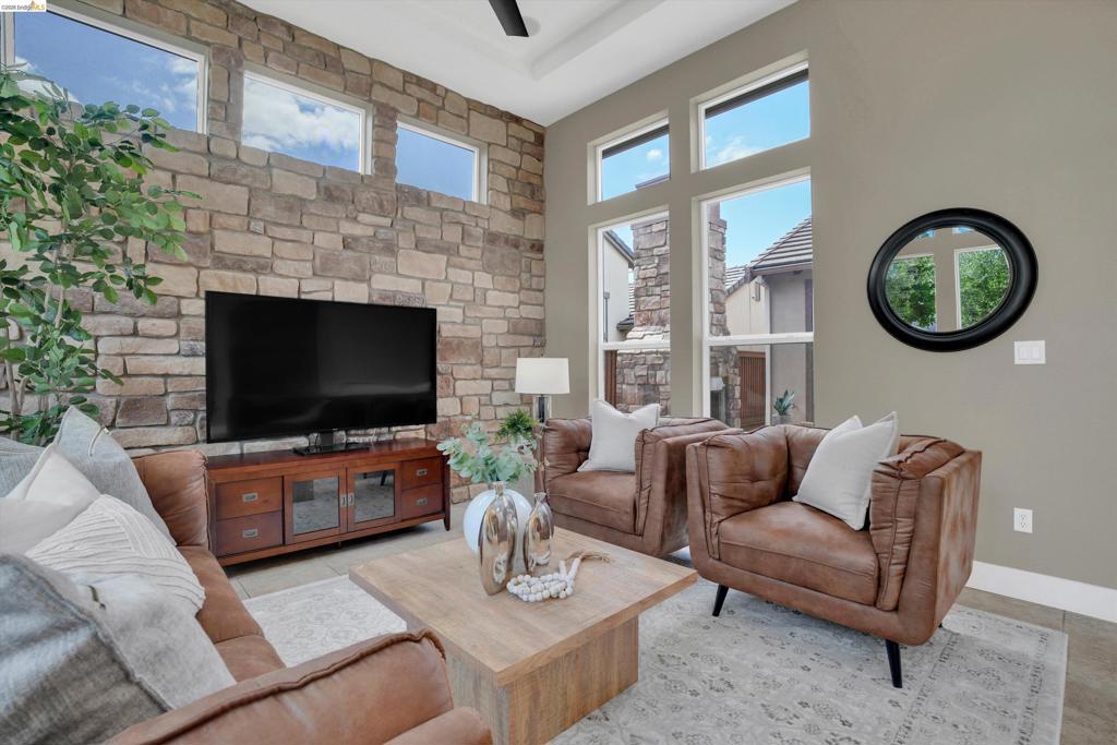 1765 Latour Ave, Brentwood (CC), CA 94513
