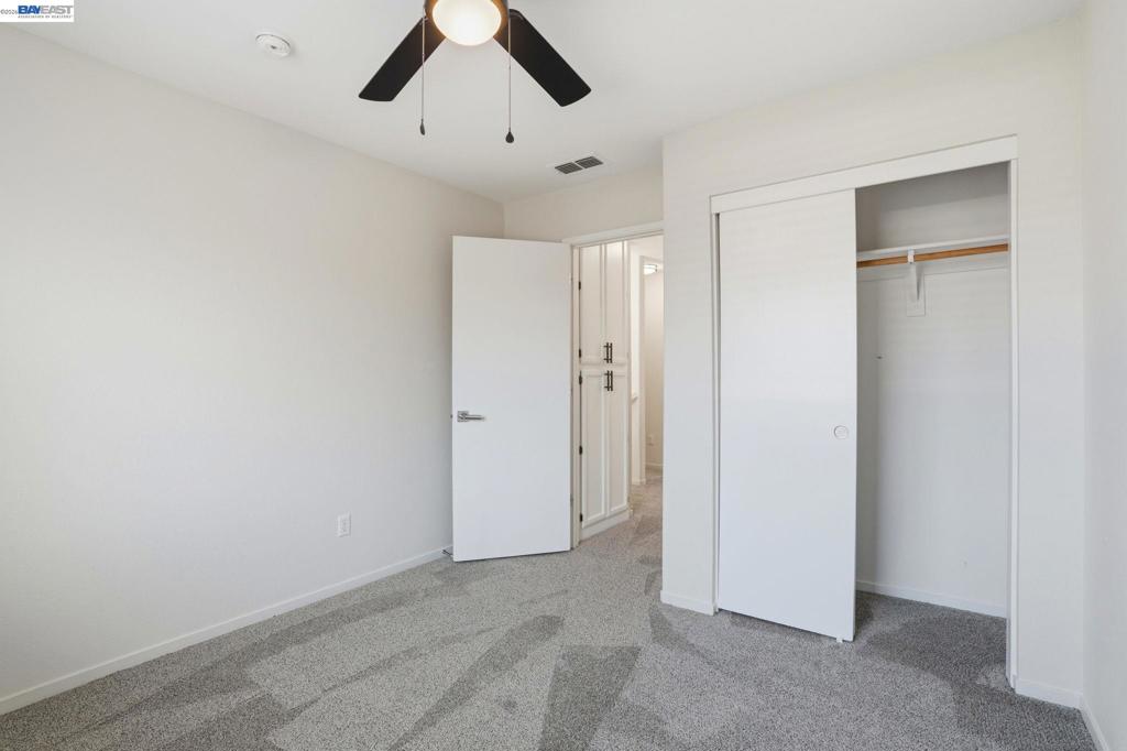 419 Pioneer Ave, Manteca, CA 95336
