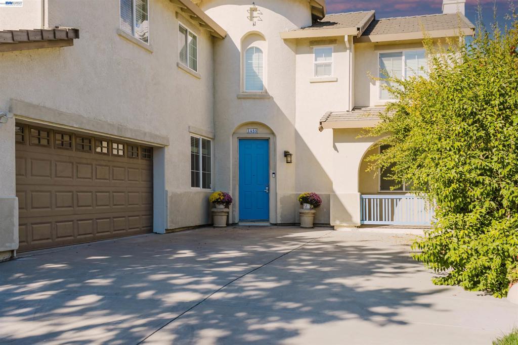 1459 Mesa Creek Dr, Patterson, CA 95363