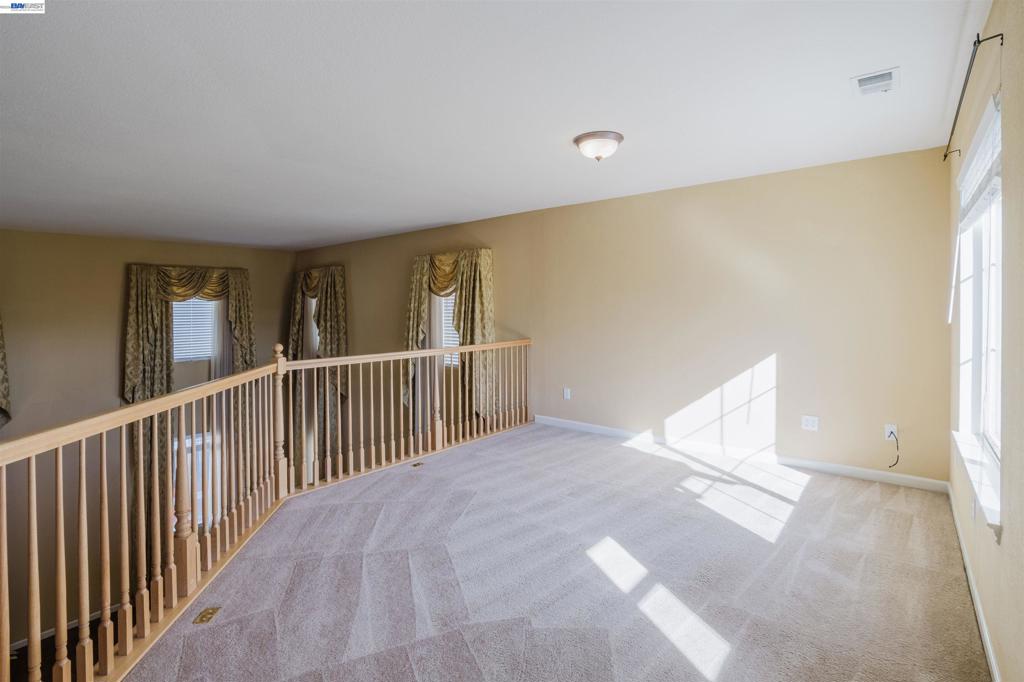 1459 Mesa Creek Dr, Patterson, CA 95363