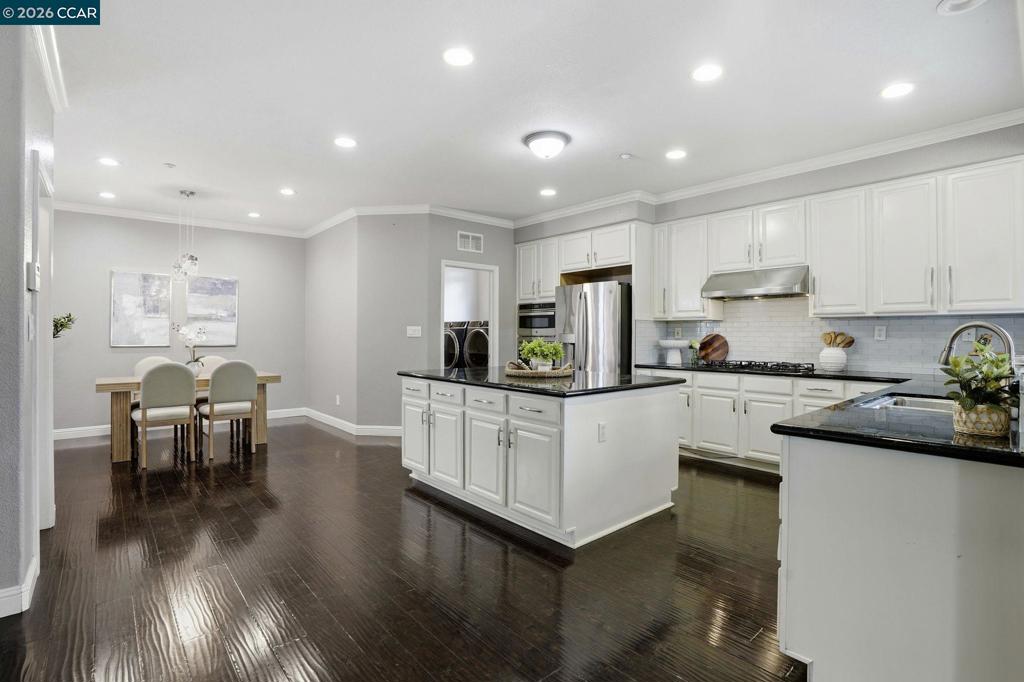 417 Bayonette Ct, Brentwood (CC), CA 94513