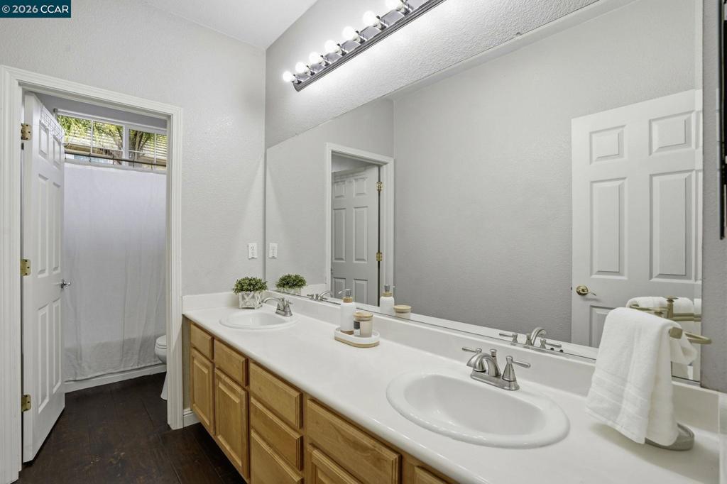 417 Bayonette Ct, Brentwood (CC), CA 94513