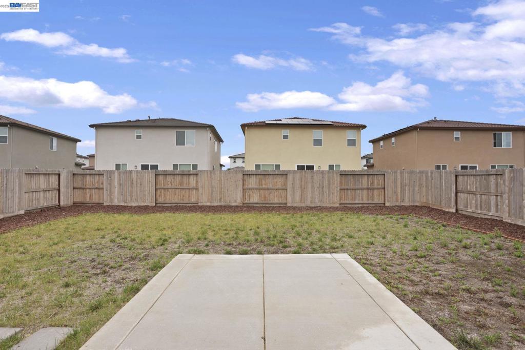 3046 Tinsley St, Manteca, CA 95337