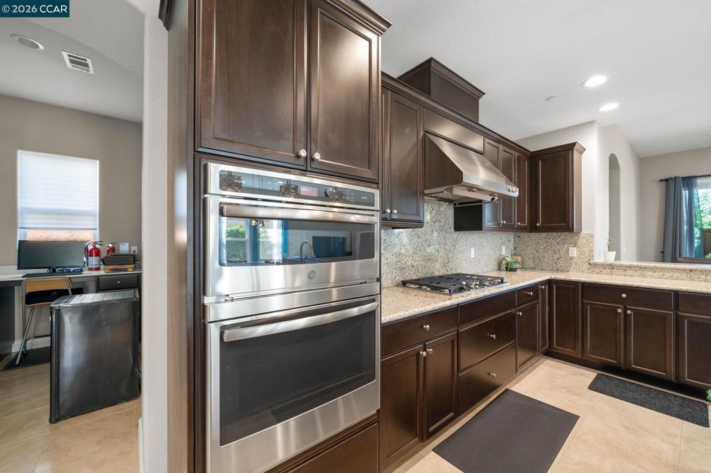 1929 Burgundy Lane, Brentwood (CC), CA 94513