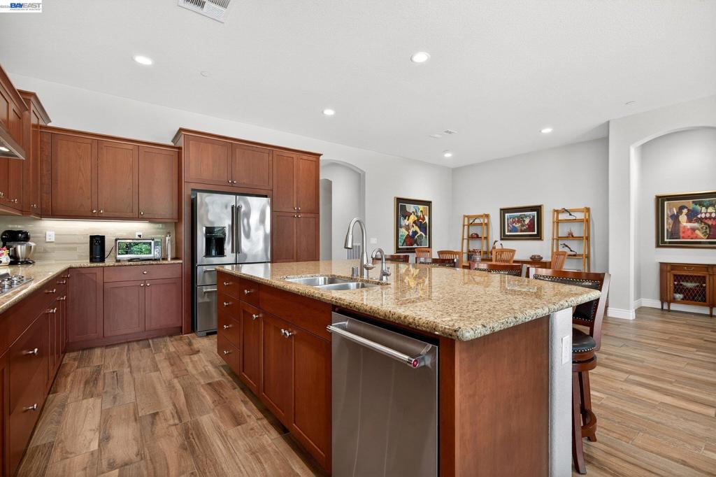 2105 RIOJA WAY, Brentwood (CC), CA 94513