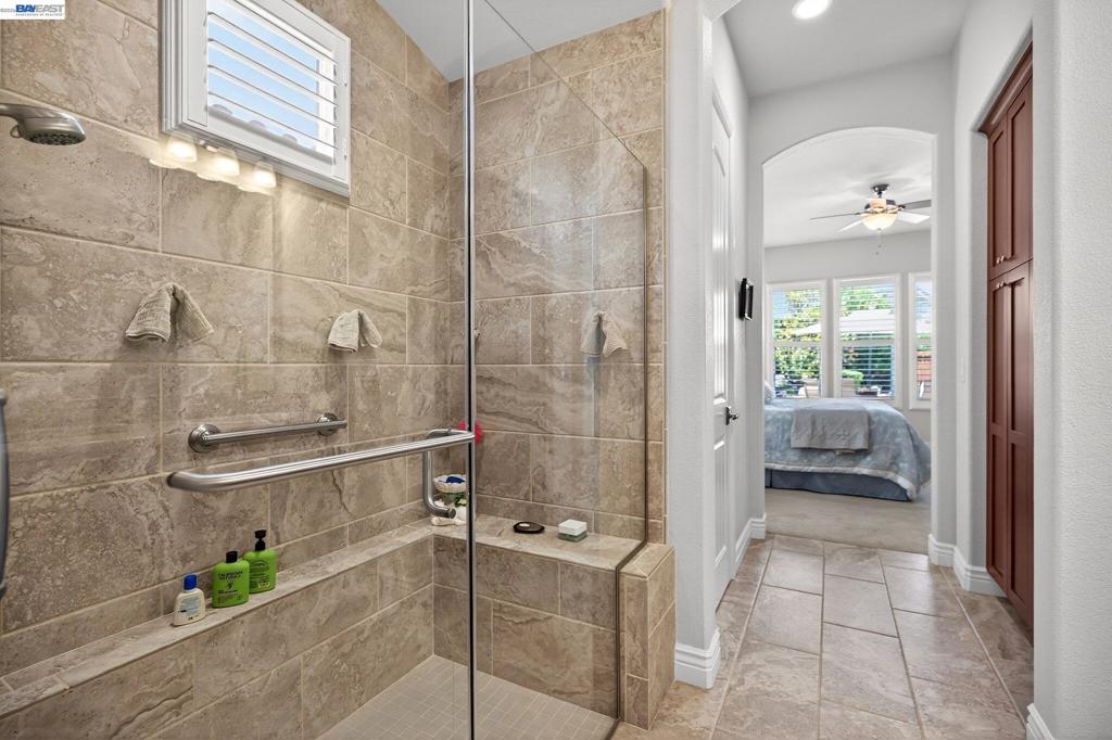 2105 RIOJA WAY, Brentwood (CC), CA 94513