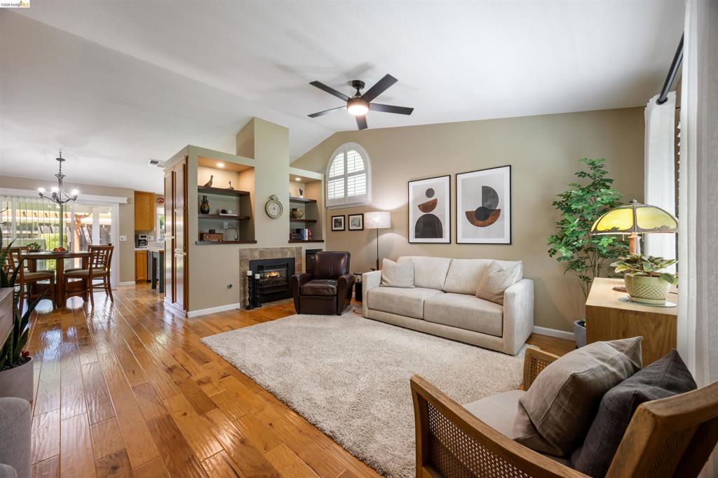 1821 Bumgardner Court, Modesto, CA 95355