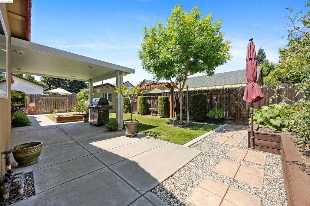 1821 Bumgardner Court, Modesto, CA 95355
