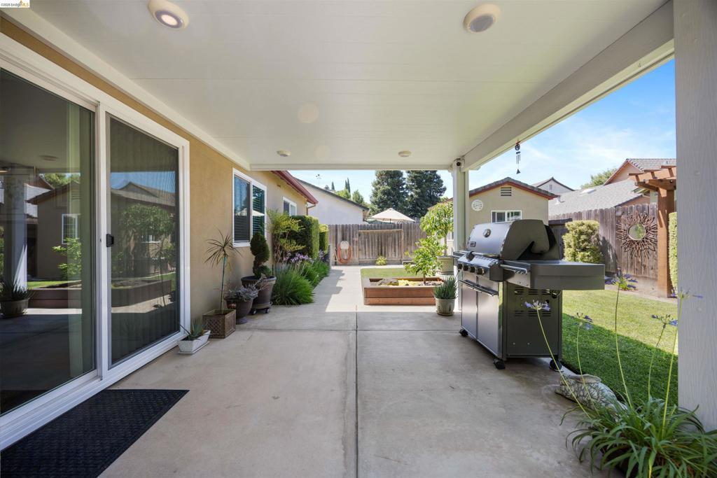 1821 Bumgardner Court, Modesto, CA 95355