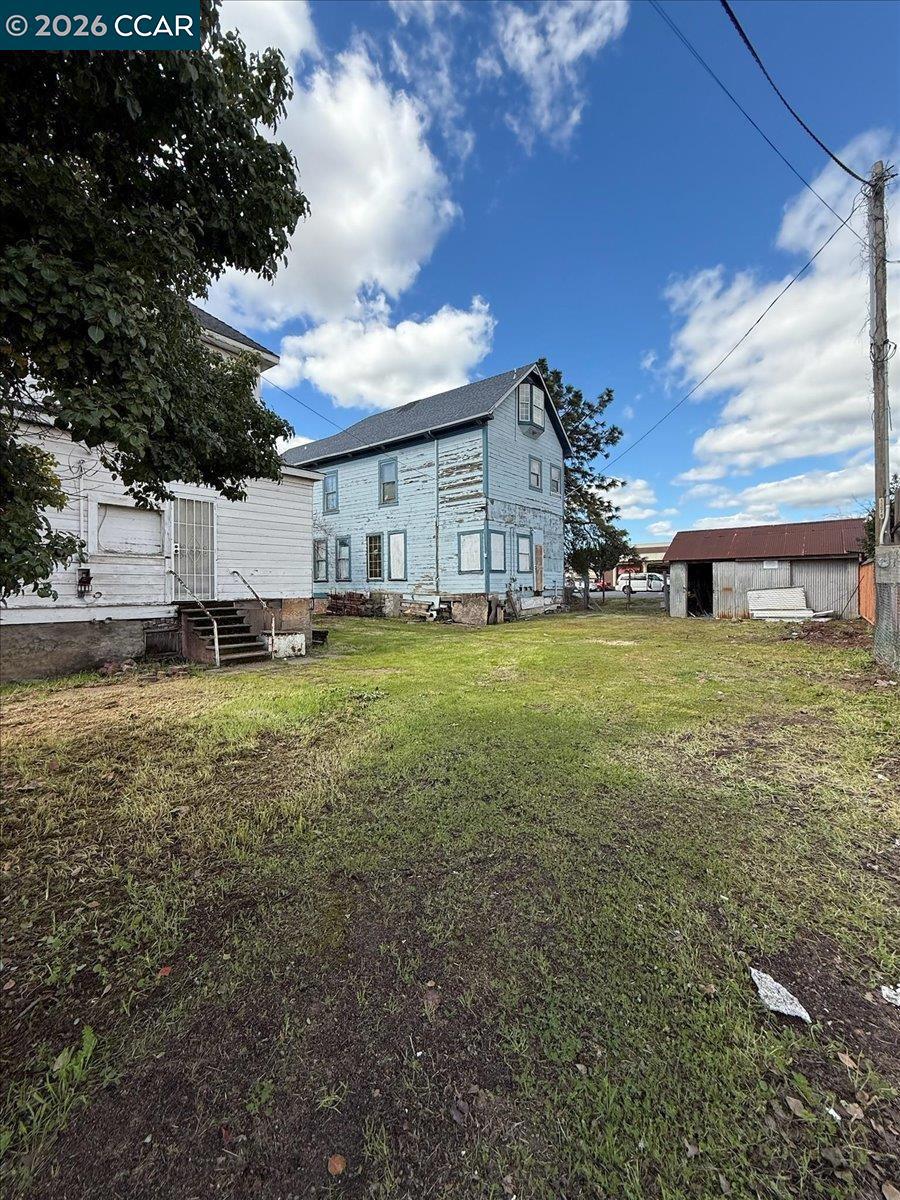 151 S 3Rd Ave, Oakdale, CA 95361