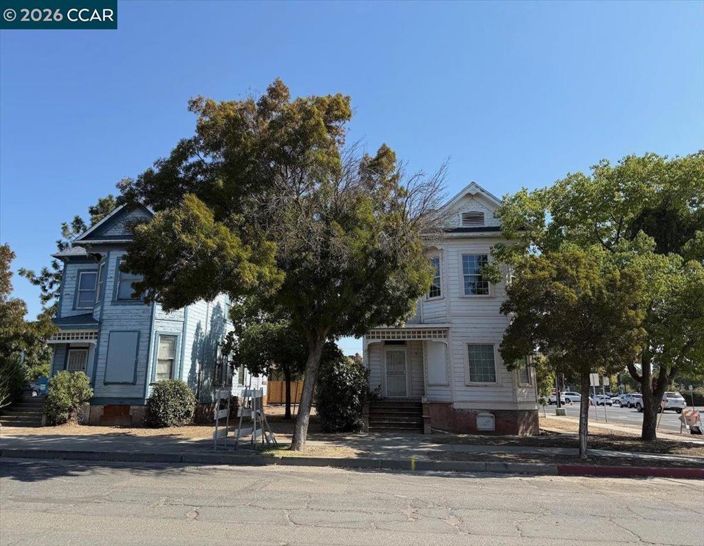 161 S 3Rd Ave, Oakdale, CA 95361
