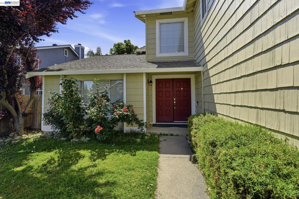 1137 Hidden Meadow Pl, Manteca, CA 95337