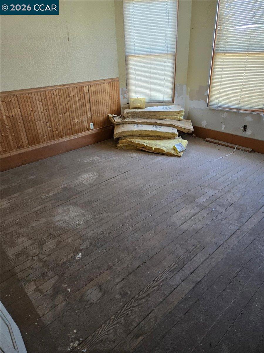 151 S 3Rd Ave, Oakdale, CA 95361