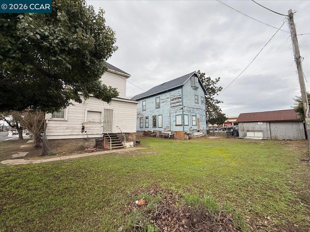 161 S 3Rd Ave, Oakdale, CA 95361