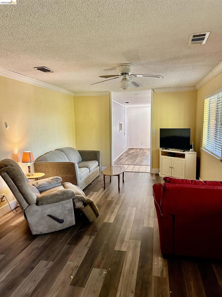 15378 Poco Calle Dr., Sonora, CA 95370
