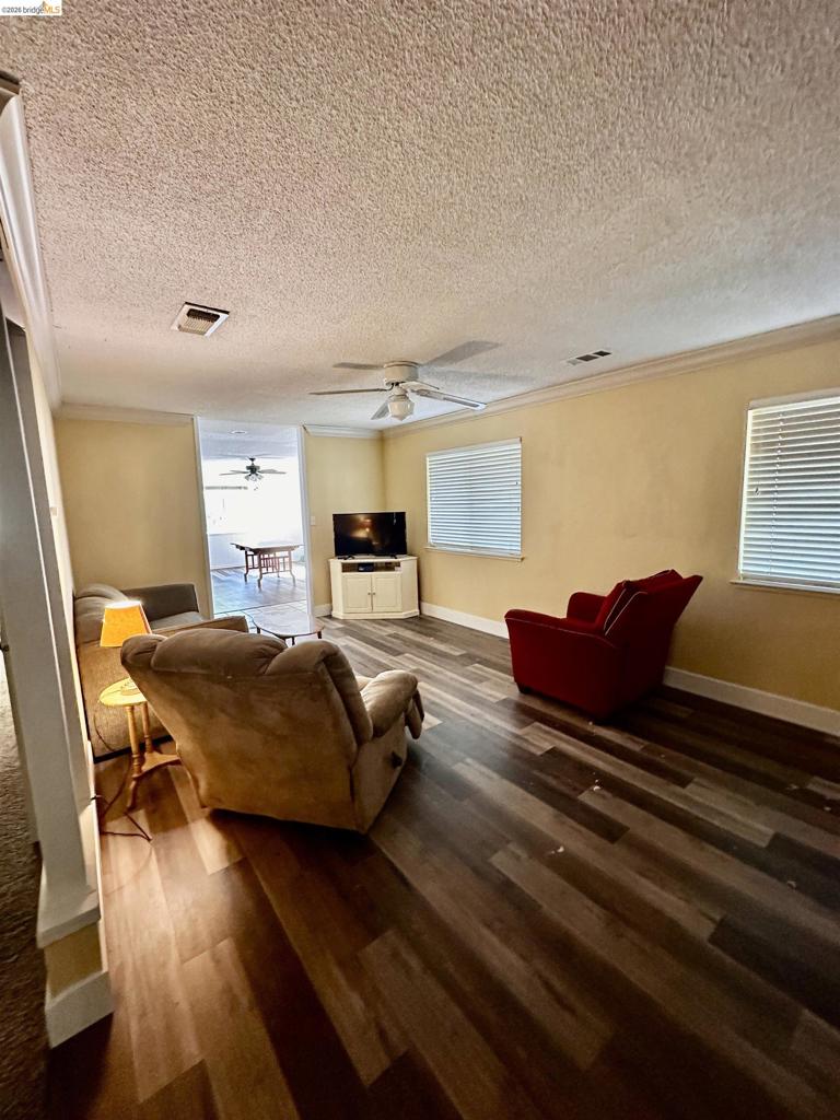 15378 Poco Calle Dr., Sonora, CA 95370