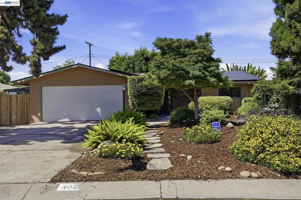 4020 W Judy Ave, Visalia, CA 93277