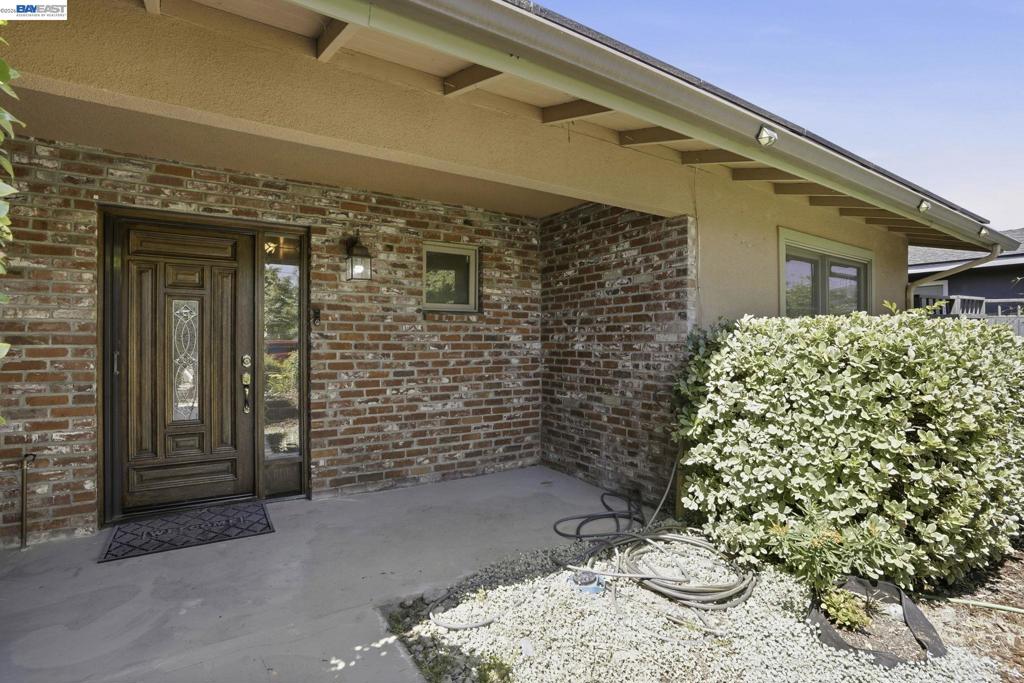 4020 W Judy Ave, Visalia, CA 93277