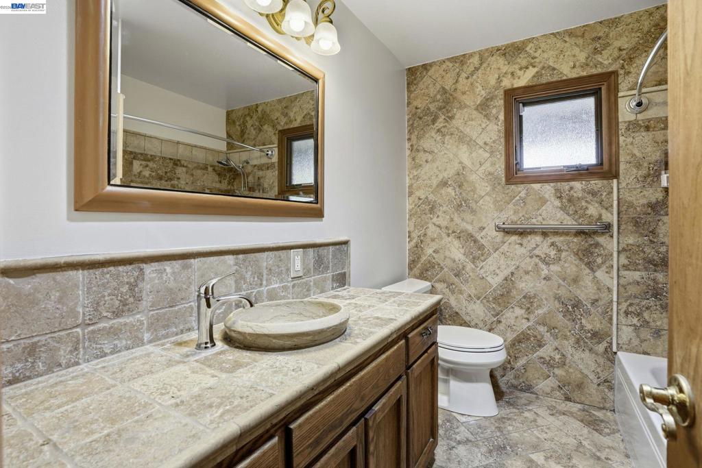 4020 W Judy Ave, Visalia, CA 93277