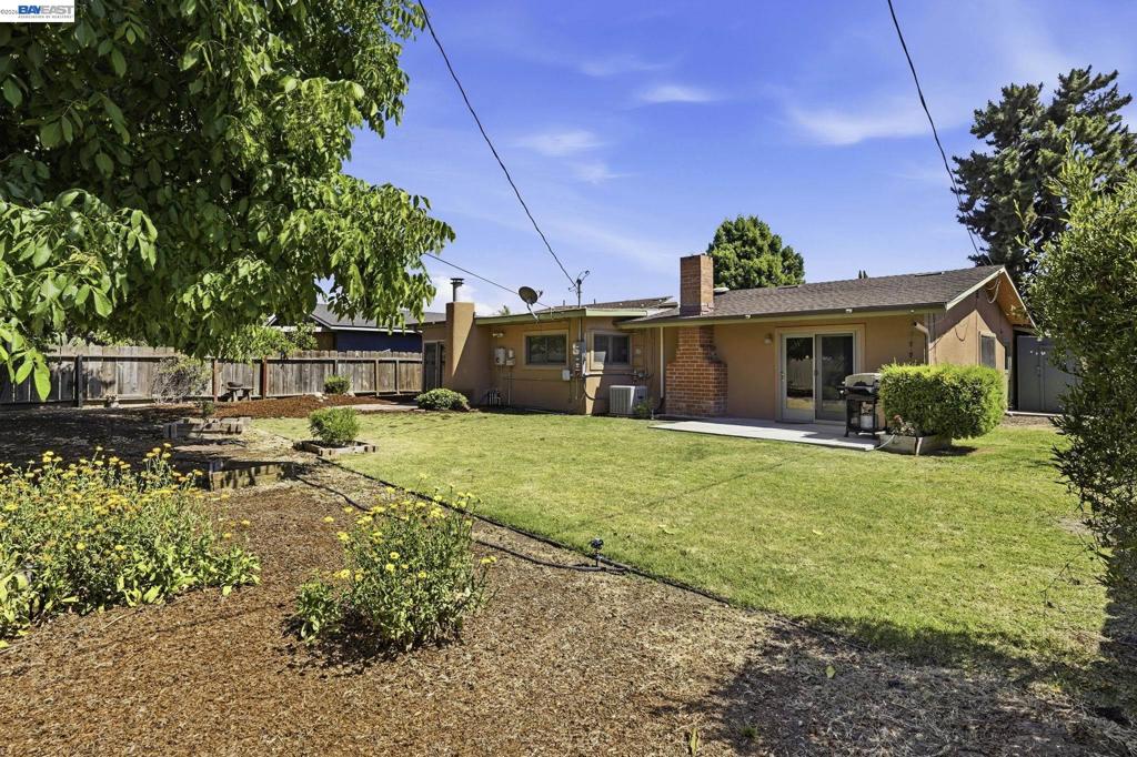 4020 W Judy Ave, Visalia, CA 93277