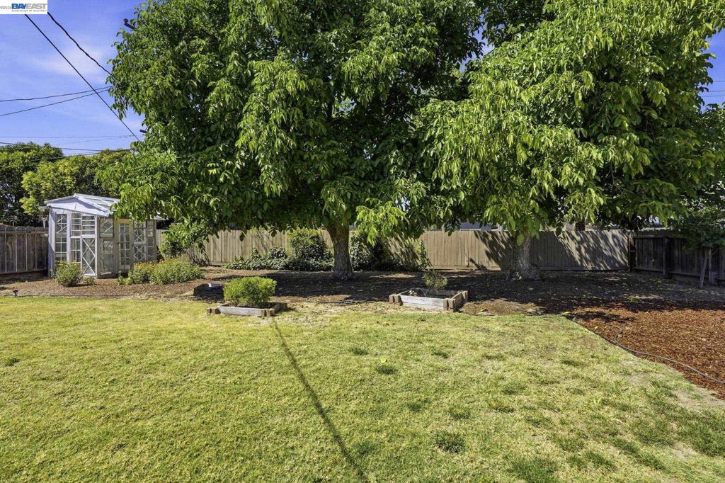 4020 W Judy Ave, Visalia, CA 93277
