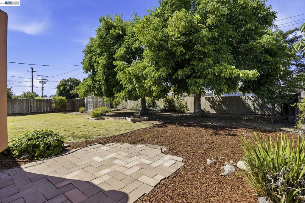 4020 W Judy Ave, Visalia, CA 93277