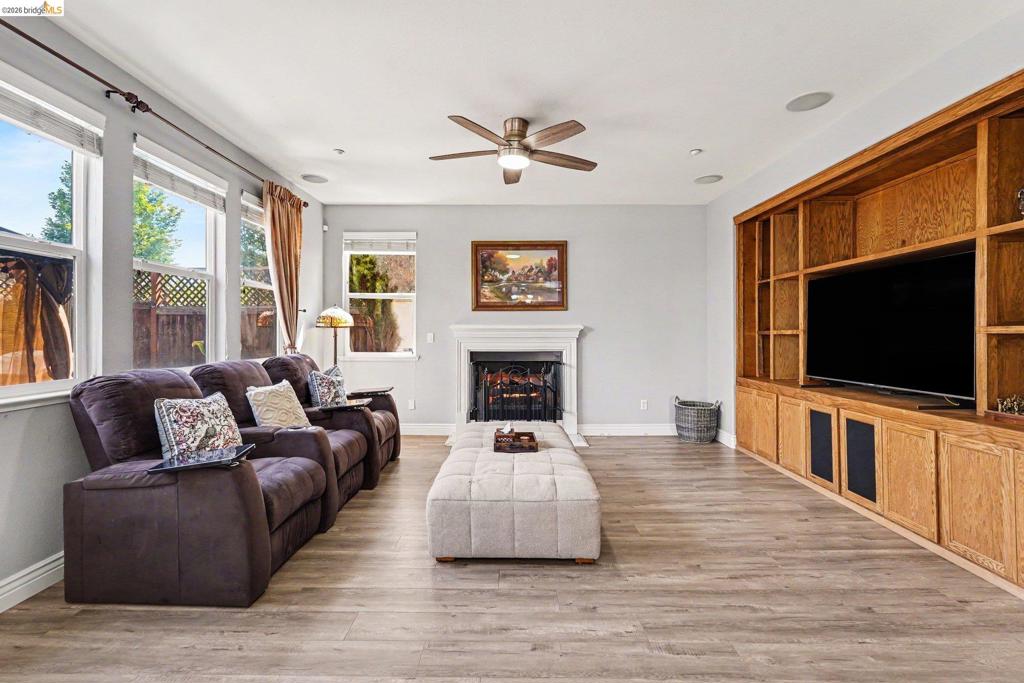 1637 Lillian St, Brentwood (CC), CA 94513