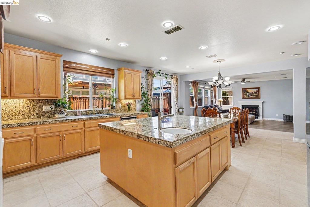 1637 Lillian St, Brentwood (CC), CA 94513