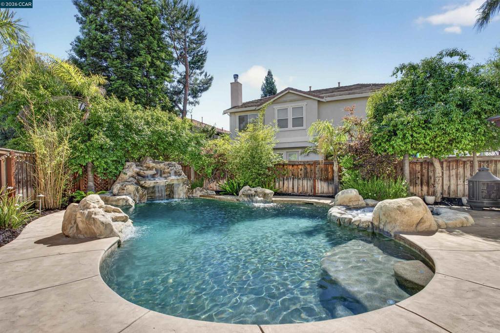 858 Lindrick Ct, Brentwood (CC), CA 94513