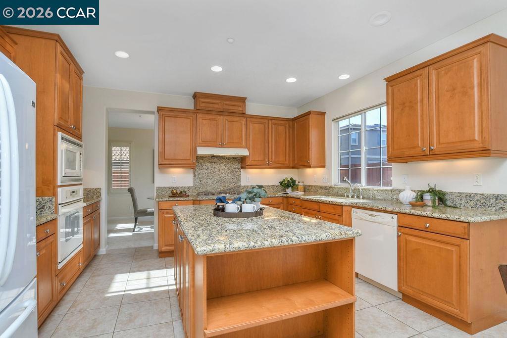 2004 Mint Dr, Brentwood (CC), CA 94513