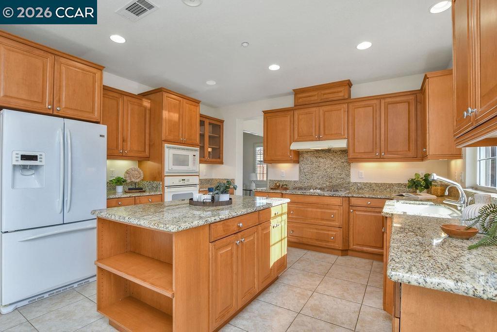 2004 Mint Dr, Brentwood (CC), CA 94513