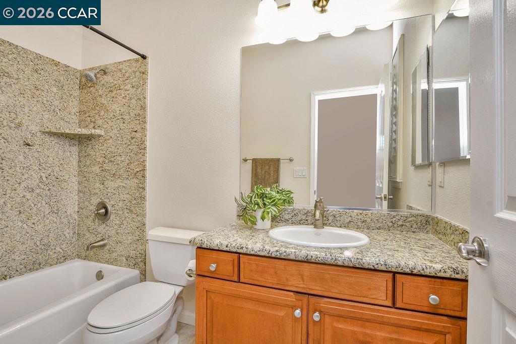 2004 Mint Dr, Brentwood (CC), CA 94513