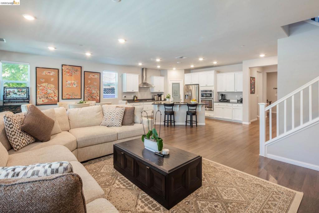 379 Savannah Way, Brentwood (CC), CA 94513