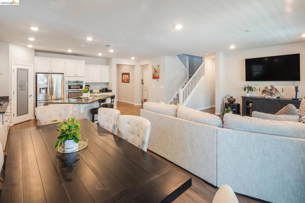 379 Savannah Way, Brentwood (CC), CA 94513