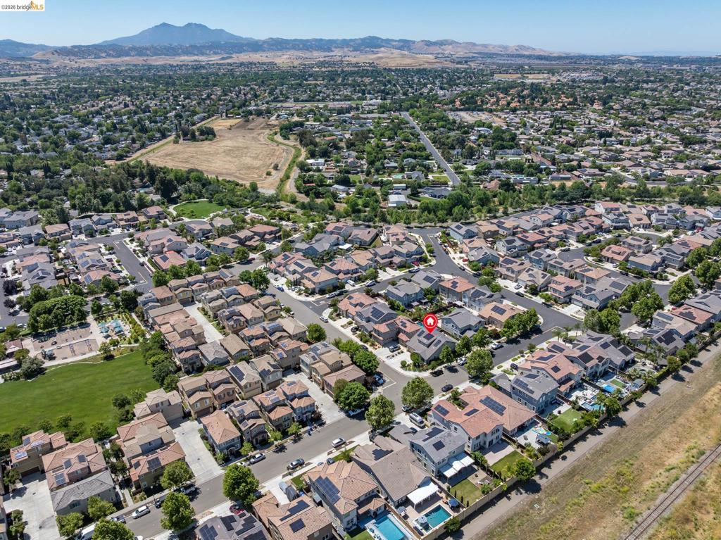 379 Savannah Way, Brentwood (CC), CA 94513