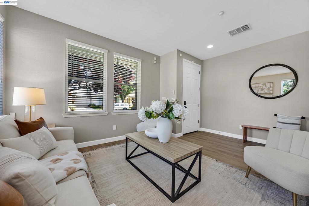 454 Silverwood St, Brentwood (CC), CA 94513