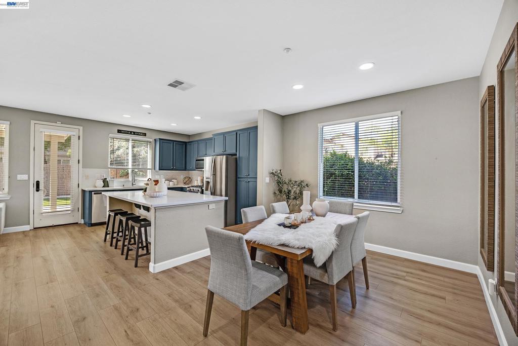 454 Silverwood St, Brentwood (CC), CA 94513
